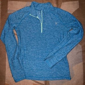 Old Navy Active 1/4 zip pullover w thumb holes, girl’s XL/ women’s Sm